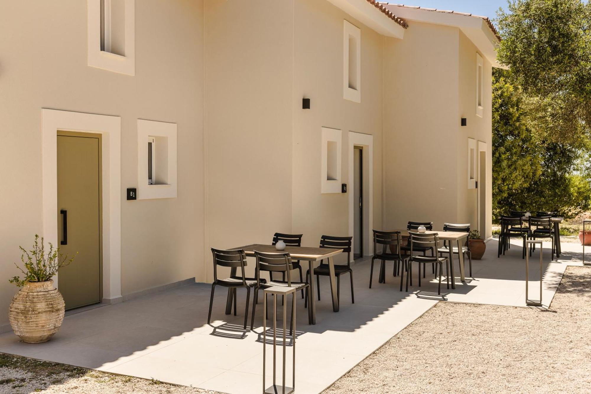 Rodi Studios Karavados Exterior photo